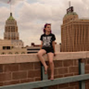 Meet your Posher, Courtney